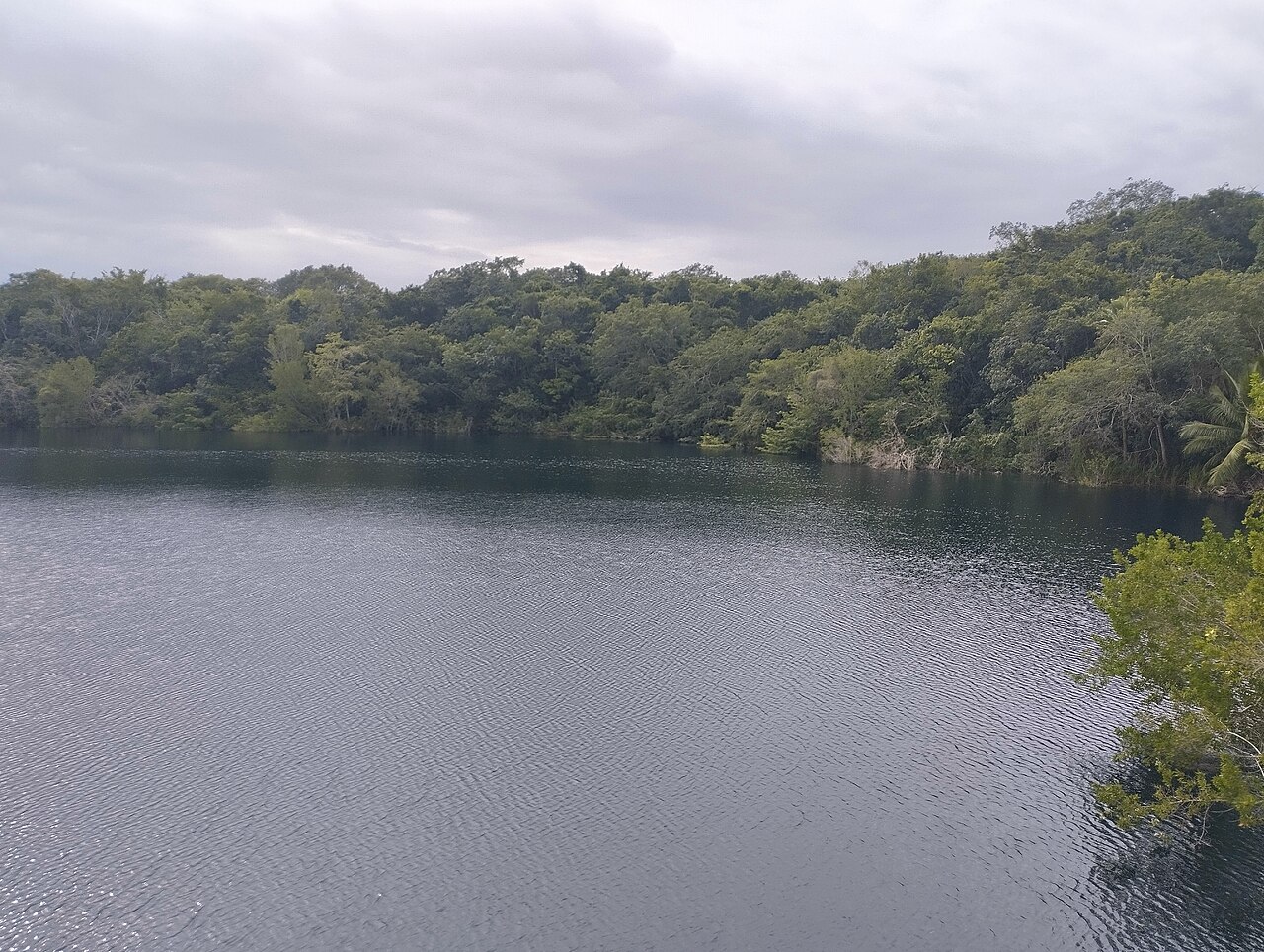Cenote Azul