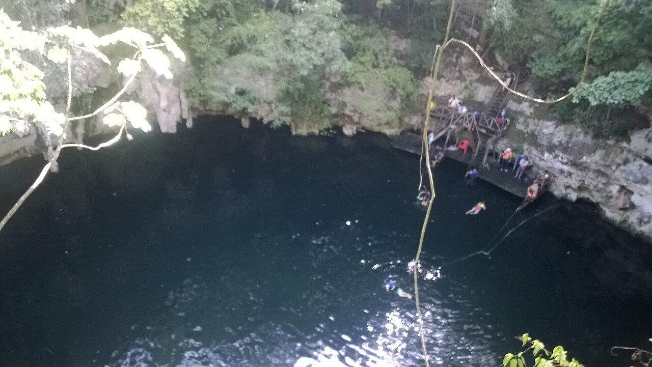Cenote Yokdzonot photo 2